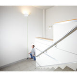 ▶ BOSCH  Medición de distancia láser de haz verde, incluye 2 baterías AA, clip de cinturón y bolsa