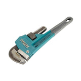 ▶ Llave Stilson TOTAL de 12”, Para apretar, aflojar o ajustar piezas grandes, Elaborada en acero al carbono, Cuerpo de hierro, Mango de fácil agarre, Acabado negro y pulido.