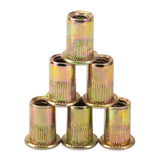 🔩 SCNUT - 50 tuercas de remache métricas M5 de acero al carbono, remache de cabeza plana, tuerca de inserción roscada para metal con cuerpo moleteado, tuerca chapada en zinc resistente