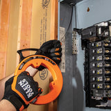 ▶ KLEIN TOOLS Guía jalacables de acero de 0.6 cm × 7.3 m, con diseño optimizado de la carcasa que reduce el esfuerzo de soltura Klein Tools