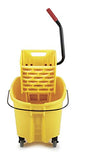 ▶ Rubbermaid  Commercial WaveBrake - Sistema de Trapeador Combo de Cubeta y Escurridor de Presión Lateral, 26 Cuartos, color Amarillo