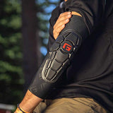 G-Form Coderas Pro X2 (1 par), Logotipo Negro, Talla M para Adultos