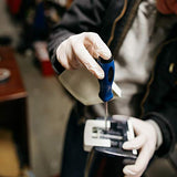 ▶ Guantes de látex HD industriales marfil, caja de 1000, 8 mil, tamaño pequeño, sin polvo, texturizados, desechables, ILHD42100